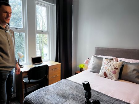 Ideal Househare in Iffley - All ensuite - Photo 4