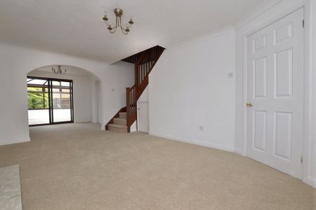 Goshawk Road, Quedgeley, Gloucester, Gloucestershire, GL2 - Photo 2