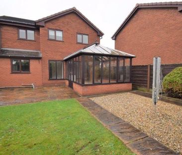 4 bedroom detached house to rent - Photo 6