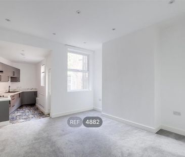 2 bedroom property to rent - Photo 2