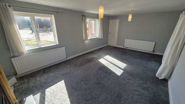 Tiverton Close, Oadby, LE2 - Photo 1