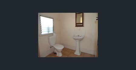 Neat & Tidy 2 Bedroom Home with Rumpus Room - Photo 5