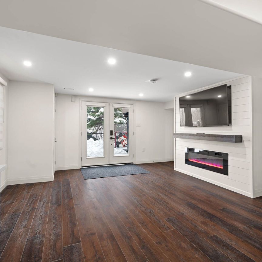 For Lease - 695 Robert Ferrie Drive Unit# LOWER, Waterloo, Ontario - Photo 1