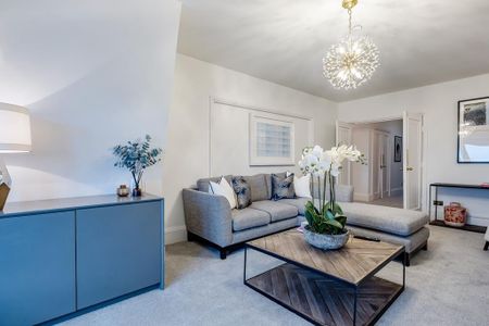 Four Bedroom Four Bathroom Penthouse Strathmore Court St Johns Wood NW8 - Photo 4