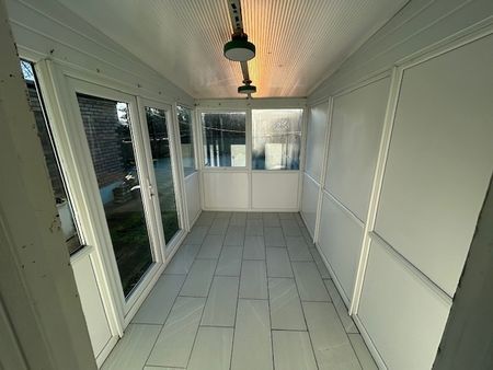 PETERBOROUGH - Photo 3