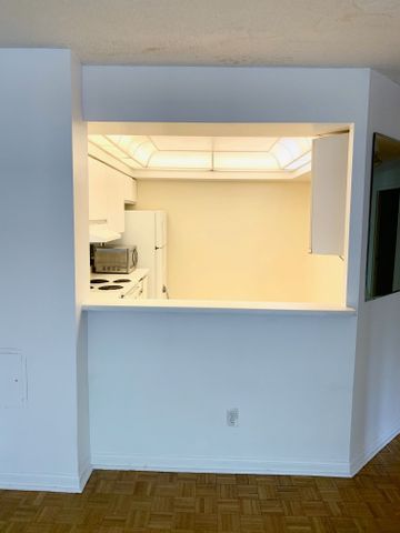 For Lease - 1121 Steeles Avenue Unit# 208, Toronto, Ontario - Photo 3