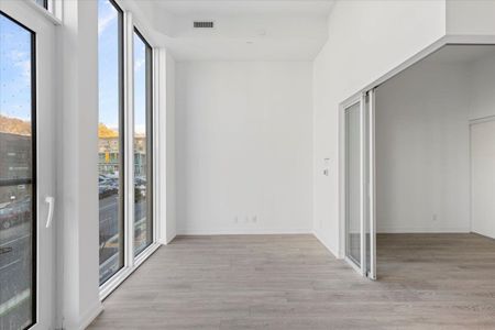 For Lease - 2020 Bathurst Street Unit# 219, Toronto, Ontario - Photo 4