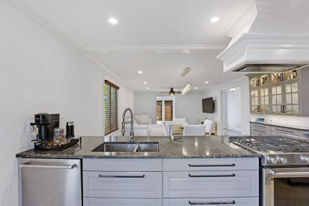 For Lease - 35 LOWELL Avenue, St. Catharines, Ontario - Photo 2