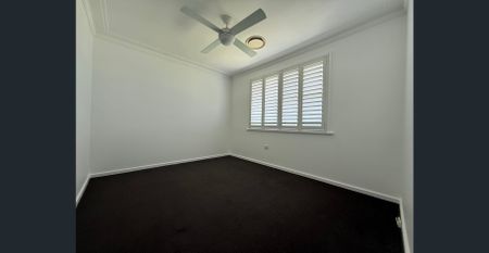 "COSY 3 BEDROOM FAMILY HOME” - Photo 4