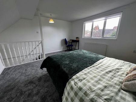 3 Bedroom House, 5 Harper Road – Student Accommodation Coventry - Photo 4