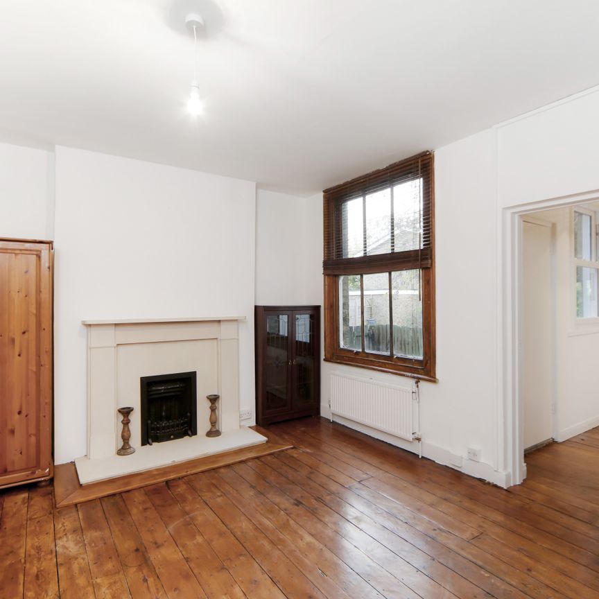 Worple Road, London, SW20 flat to rent - Photo 1