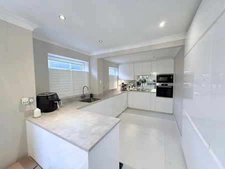 Bowlwell Avenue, Nottingham, NG5 9HX, Property for rent - Photo 2