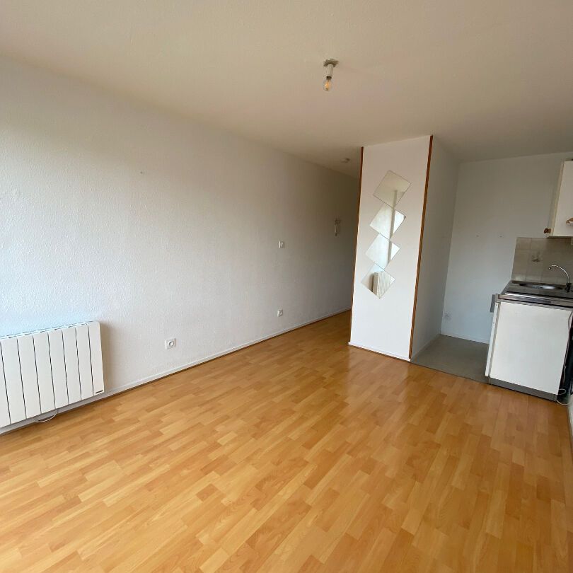 Location Appartement 1 pièce 21m² - Photo 1