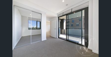 Modern Apartment in Fantastic Location - Photo 3