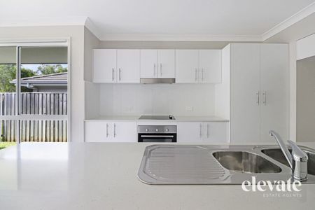 7 Paradise Place QLD 4055, Upper Kedron - Photo 3