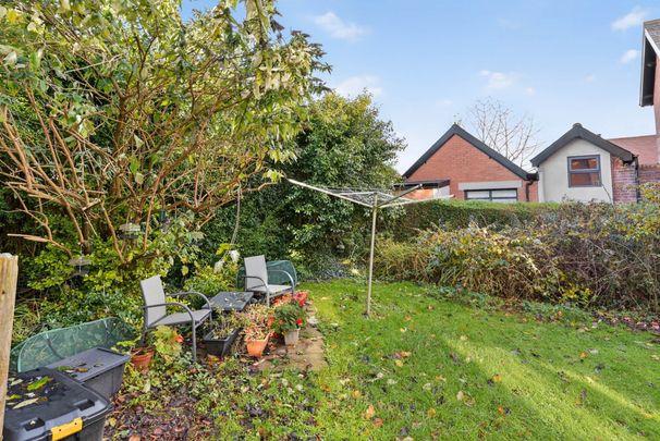 Apt 3 56 Myrtlefield Park, BELFAST, BT9 6NF - Photo 1