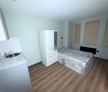 Studio Flat, Stirling Road, HA3 - Photo 6