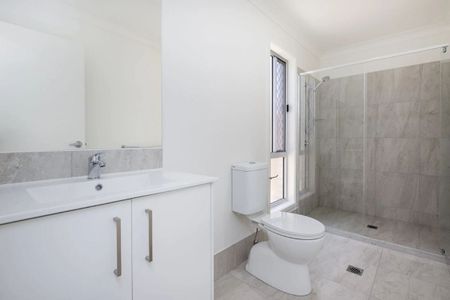 2 Bed Home With Large Fully Fenced Backyard - Photo 4