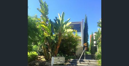 Modern 3 bedroom townhouse!!! - Photo 5