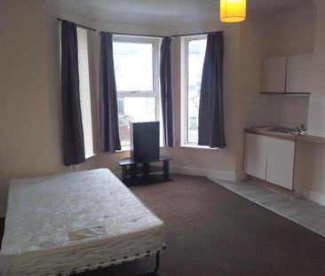 1 bedroom house of multiple occupation to rent - Photo 1