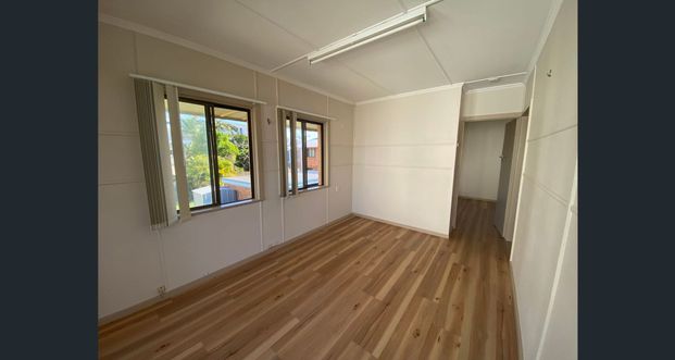 For Rent - 6 Month Lease with the Option to Renew - Photo 1
