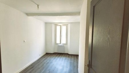 Location Appartement 3 pièces 53m² GONFARON 83590 - Photo 3