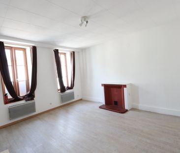 Location Appartement 2 pièces 40m² LA CHARITE SUR LOIRE 58400 - Photo 2
