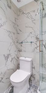 High Street, London, W3 - Photo 3