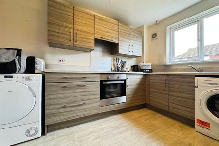 2 bedroom terraced house to rent - Photo 4