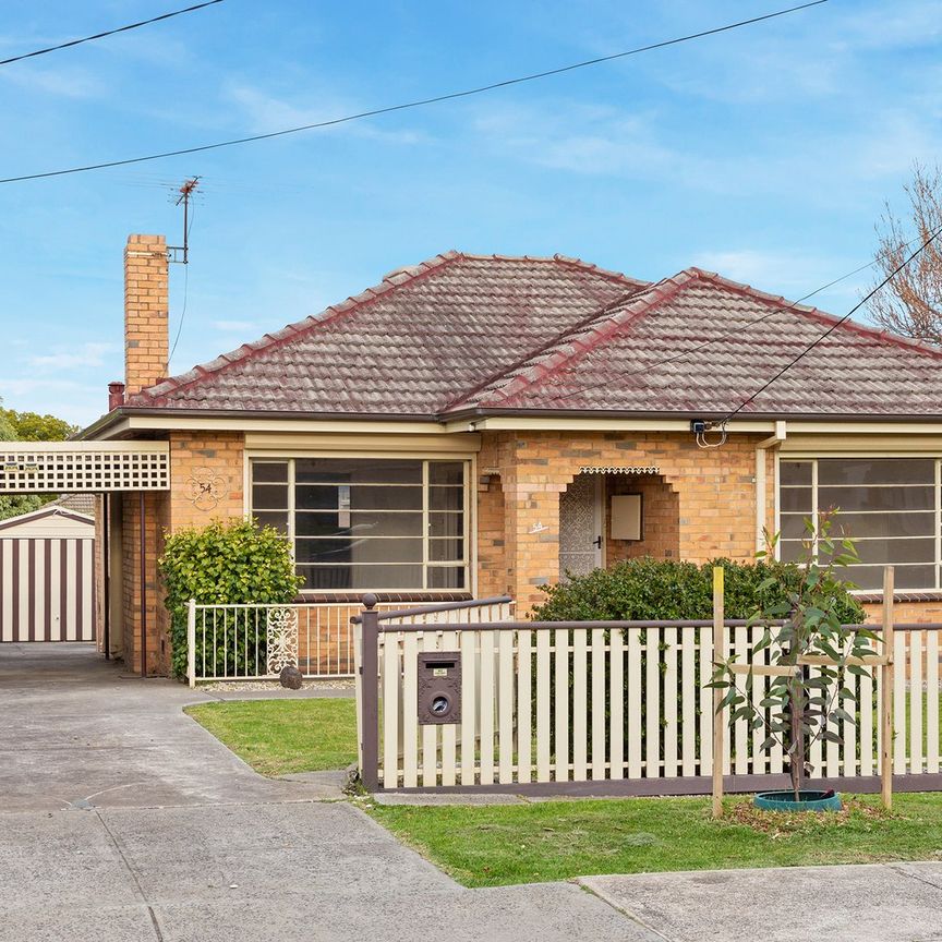 54 Garnet Street, Niddrie VIC 3042 - Photo 1