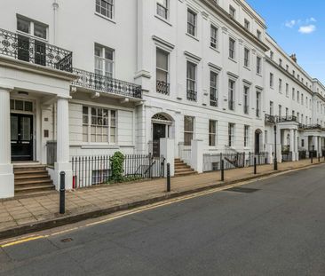 Flat to rent on - Photo 1