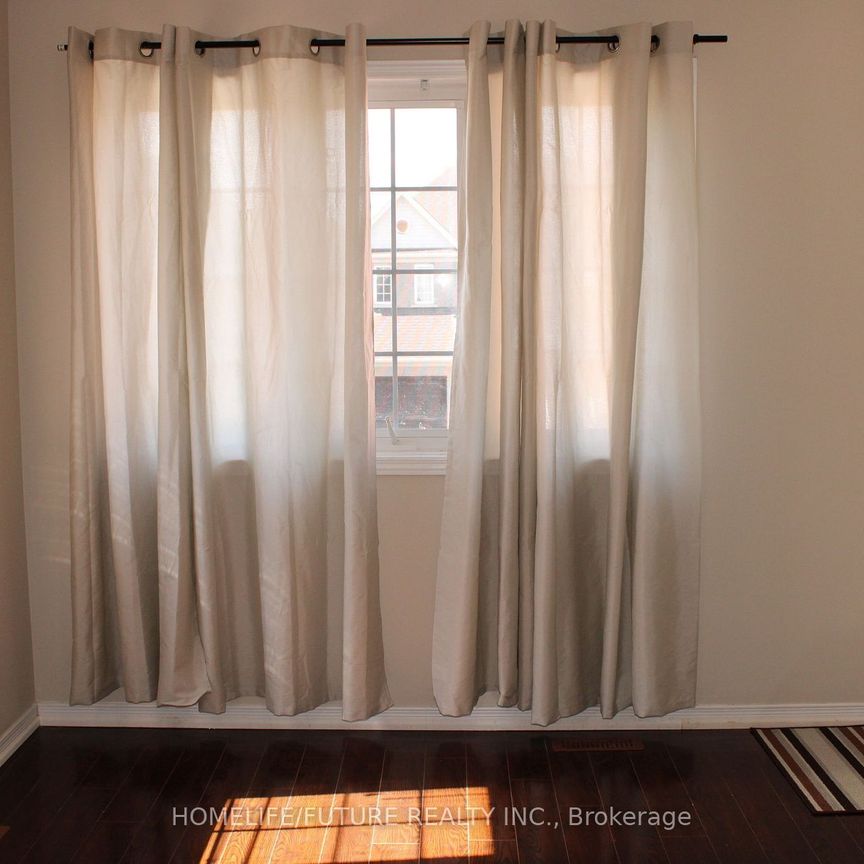 For Lease - 33 TARA Crescent, Markham, Ontario - Photo 1