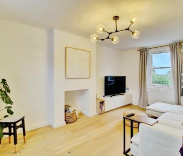 3 bedroom terraced house to rent - Photo 5