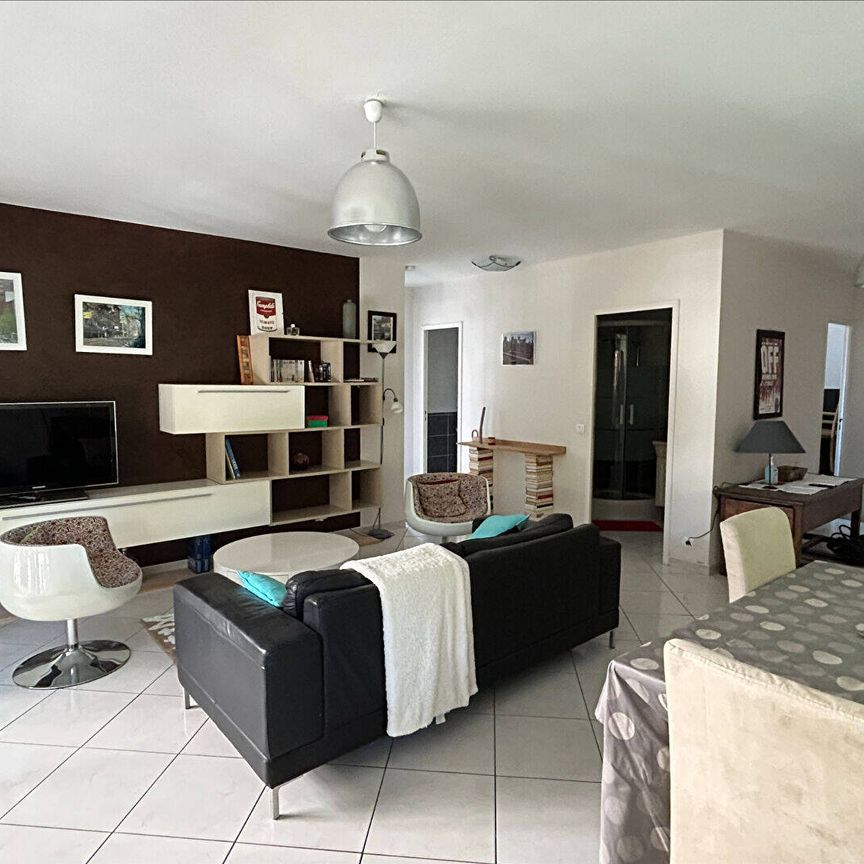 Appartement 4 pièces – PIERRE BENITE - Photo 1