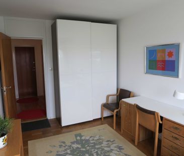 Gösta Ekmans väg, Hägersten - Photo 2