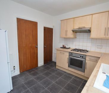 2 bedroom house to rent - Photo 1