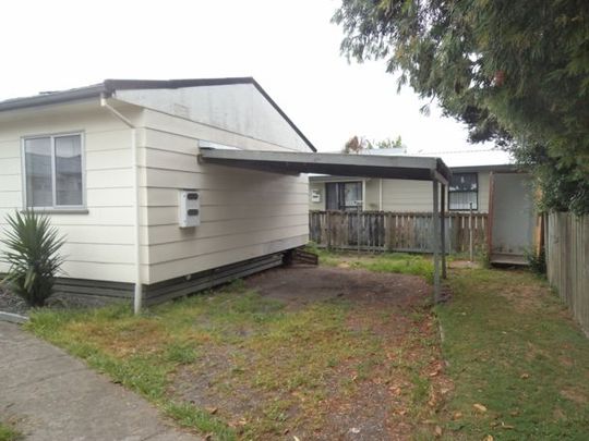 Three Bedroom Home - Photo 1