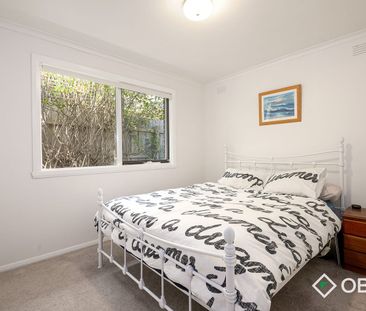 Charming 3-Bedroom Home with Two Living Areas - Photo 4
