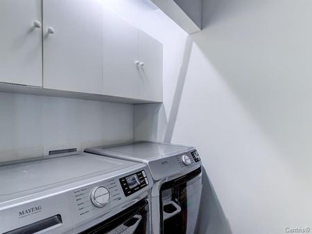 Maison à étages à Longueuil (Saint-Hubert) - Photo 2