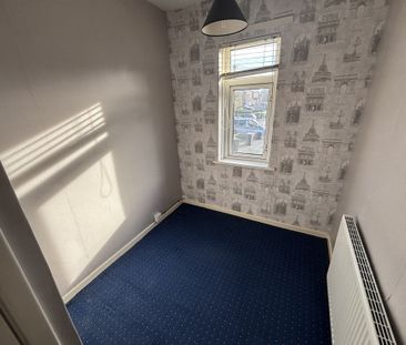 Lamb Hill Close, Sheffield - Photo 5