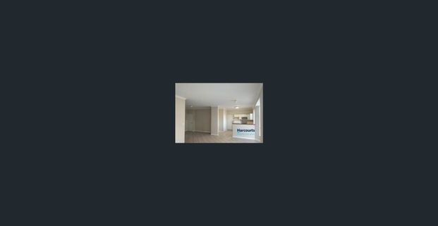 Spacious 4-Bedroom Duplex | 2 Bathrooms | 2 Living Areas | Double Garage - Photo 1