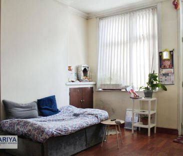 3 bedroom terraced house to rent - Photo 6