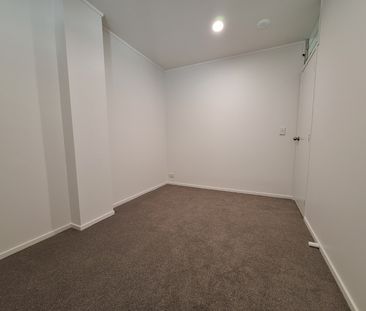 Beautifully Renovated, Perfectly Located - Photo 3