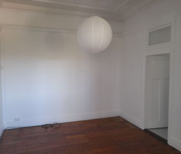 Stylish Inner-City Living in the Heart of Highgate Hill - Photo 6