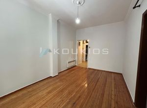Διαμέρισμα για ενοικίαση - Κέντρο Θεσσαλονίκης, - Photo 3