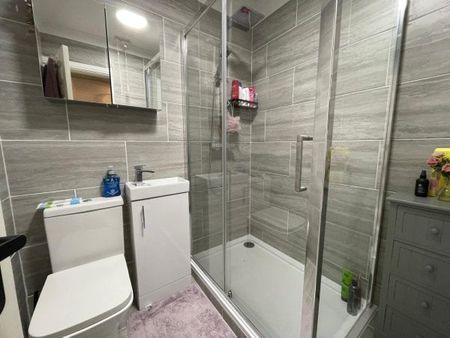 Truro, Truro, TR1 - Photo 4