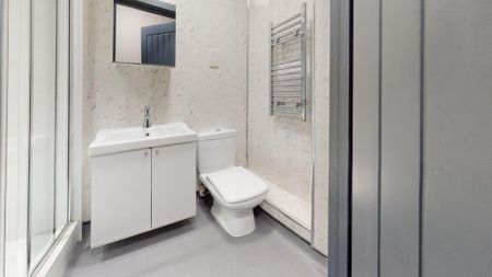5 bedroom flat to rent - Photo 5