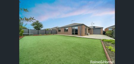 13 Baratta Road, Tarneit, VIC 3029 - Photo 5