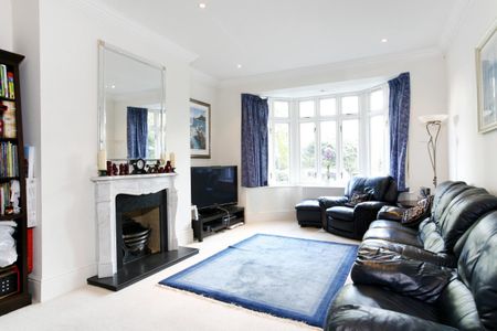 5 bedroom semi-detached house to rent - Photo 3