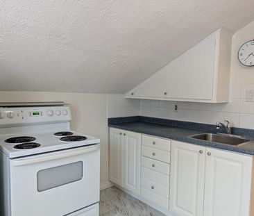 For Lease - 164 Centre Street, Oshawa, Ontario - Photo 6